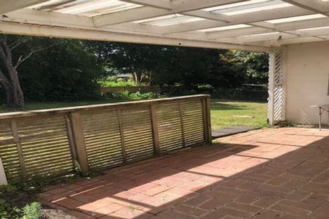 Photo of property in 2/2 Flavia Close, Torbay, Auckland, 0630