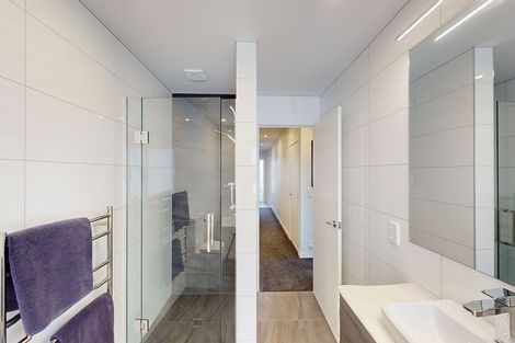 Photo of property in 2/74 Jubilee Road, Khandallah, Wellington, 6035