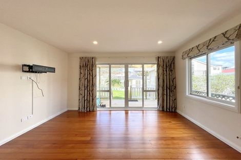 Photo of property in 30 Wilson Street, Newtown, Wellington, 6021