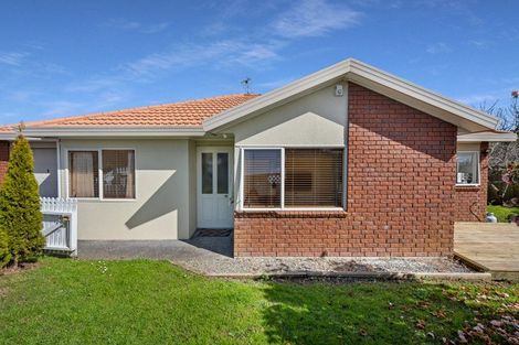 Photo of property in 678d Te Atatu Road, Te Atatu Peninsula, Auckland, 0610