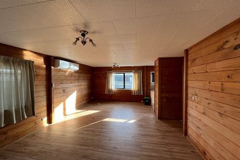 Photo of property in 6a Archibald Road, Kelston, Auckland, 0602