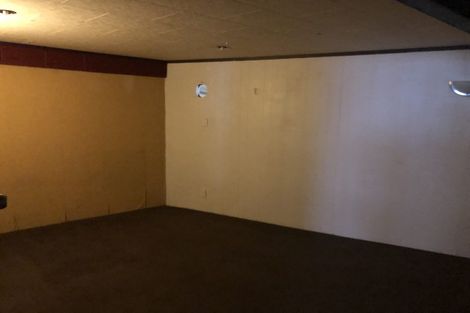 Photo of property in 3 Halberg Street, Papakura, 2110