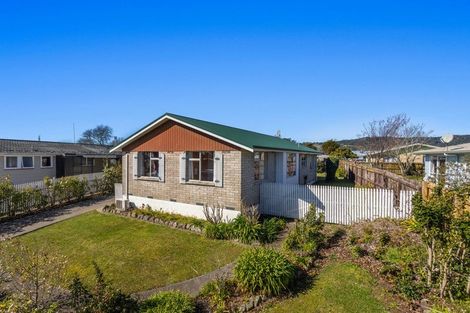 Photo of property in 32 Farnworth Crescent, Whakatane, 3120