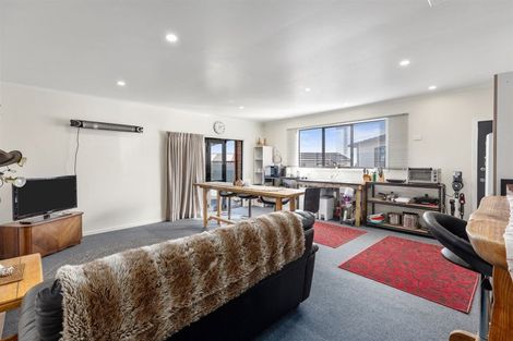 Photo of property in 18 Whenuariri Place, Maketu, Te Puke, 3189