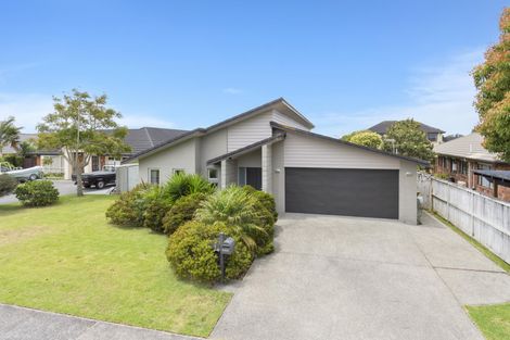 Photo of property in 3 Elie Place, Wattle Downs, Auckland, 2103