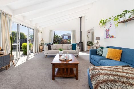 Photo of property in 5 Sayers Crescent, Ilam, Christchurch, 8041