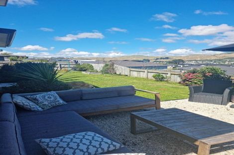 Photo of property in 77 Aotea Drive, Aotea, Porirua, 5024