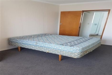 Photo of property in 528-530 Devon Street East, Fitzroy, New Plymouth, 4312