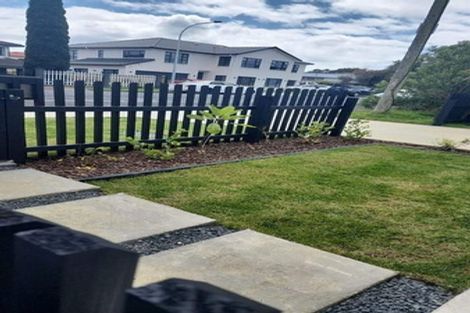 Photo of property in 117 Hutchinsons Road, Bucklands Beach, Auckland, 2014