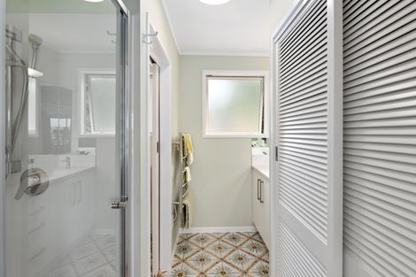 Photo of property in 6 Buckleton Road, Tawharanui Peninsula, Matakana, 0986