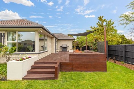 Photo of property in 102 Lowry Avenue, Redwood, Christchurch, 8051