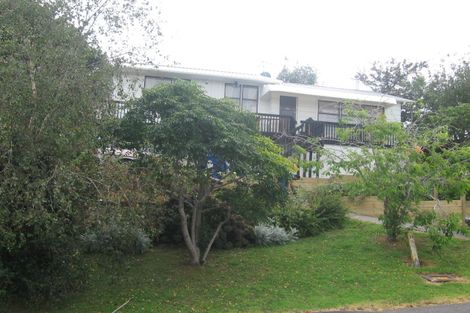 Photo of property in 43 Peach Road, Glenfield, Auckland, 0629
