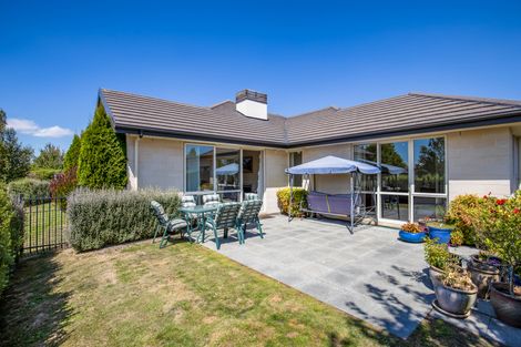 Photo of property in 4 Bernice Crescent, Yaldhurst, Christchurch, 8042