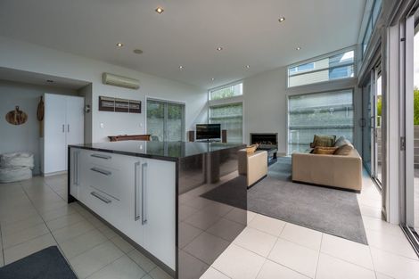 Photo of property in 4 Langlois Lane, Akaroa, 7520