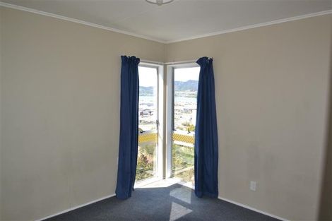 Photo of property in 36 Queens Road, Stepneyville, Nelson, 7010