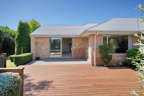 Photo of property in 7 Applefield Court, Northwood, Christchurch, 8051