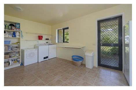 Photo of property in 16 Paradise Way, Pohara, Takaka, 7183