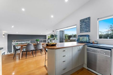 Photo of property in 20 Admirals Court Drive, Greenhithe, Auckland, 0632