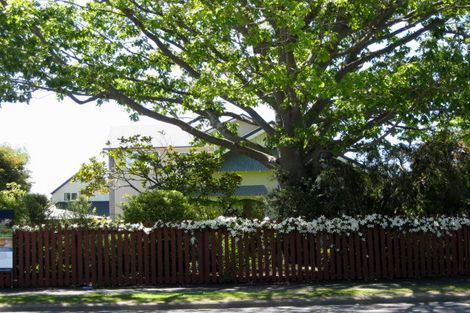 Photo of property in 122b West Belt, Rangiora, 7400