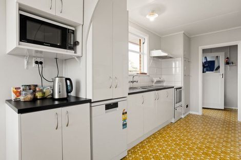 Photo of property in 1086 Hazelmere Crescent, Te Awamutu, 3800