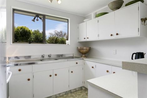 Photo of property in 84 Hyde Avenue, Richmond Heights, Taupo, 3330