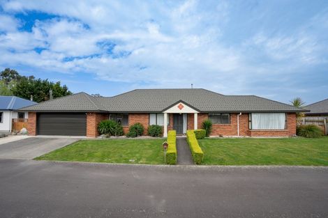 Photo of property in 29 Parnell Heights Drive, Kelvin Grove, Palmerston North, 4414