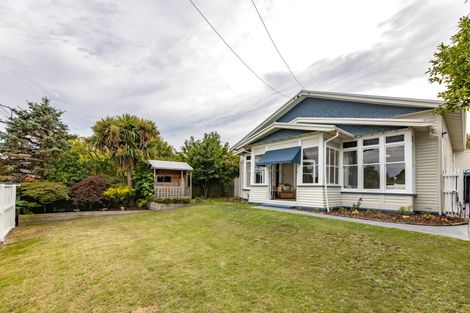 Photo of property in 2/96 Kerrs Road, Avonside, Christchurch, 8061