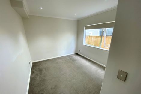 Photo of property in 21e Stamford Crescent, Flat Bush, Auckland, 2019