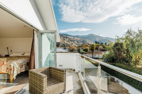 Photo of property in 15 Jessies Crescent, Wanaka, 9305