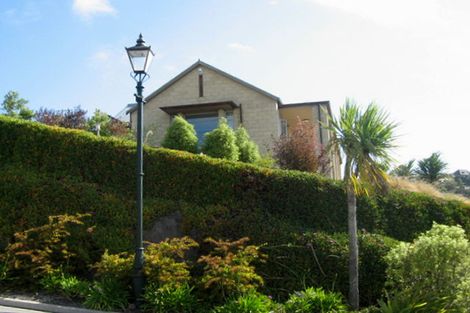 Photo of property in 120 Glenstrae Road, Redcliffs, Christchurch, 8081