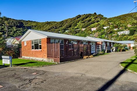 Photo of property in 417 Muritai Road, Eastbourne, Lower Hutt, 5013