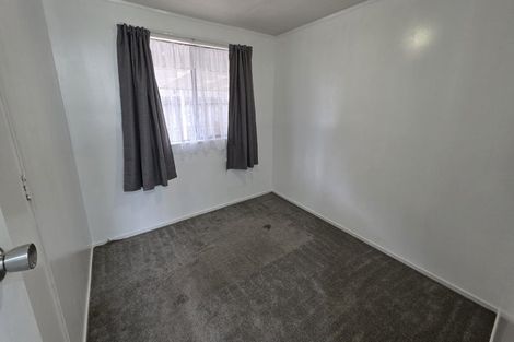 Photo of property in 3/4 Hall Avenue, Mangere, Auckland, 2022