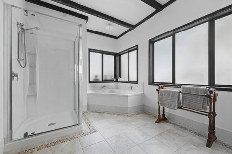 Photo of property in 1052 Cove Road, Langs Beach, Waipu, 0582