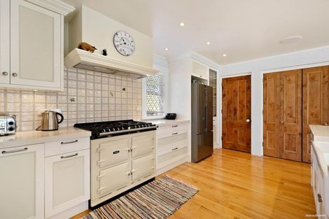 Photo of property in 56 Potts Road, Whitford, Howick, 2571