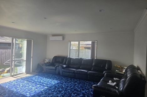 Photo of property in 49b Cambridge Terrace, Papatoetoe, Auckland, 2025
