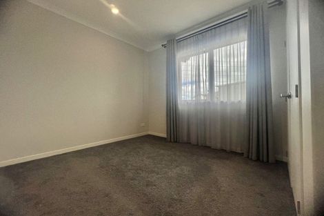 Photo of property in 2 Lavey Road, Flat Bush, Auckland, 2019