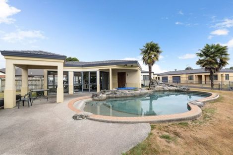 Photo of property in 13 Sudbury Court, Rototuna North, Hamilton, 3210