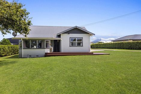 Photo of property in 42 Denby Road, Hawera, 4672