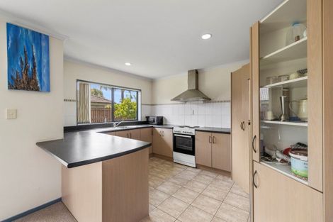 Photo of property in 155 Evans Road, Papamoa Beach, Papamoa, 3118