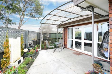 Photo of property in 7 Fieldmoor Place, Parklands, Christchurch, 8083
