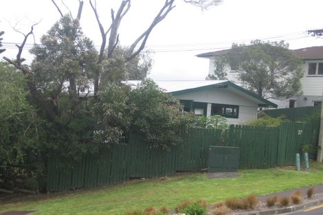 Photo of property in 37 Peach Road, Glenfield, Auckland, 0629