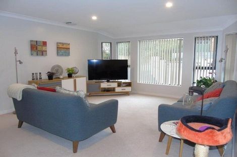 Photo of property in 26 Ramphal Terrace, Khandallah, Wellington, 6035