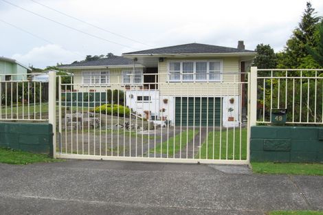 Photo of property in 49 Wallace Road, Mangere Bridge, Auckland, 2022