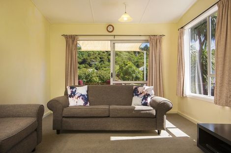 Photo of property in 4 Sussex Street, Picton, 7220