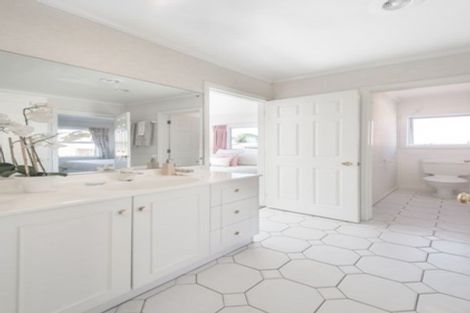 Photo of property in 11 Tralee Terrace, Dannemora, Auckland, 2016