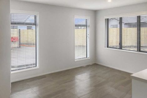 Photo of property in 6 Luxembourg Crescent, Halswell, Christchurch, 8025