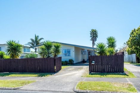 Photo of property in 4 Yearsley Place, Manurewa, Auckland, 2102