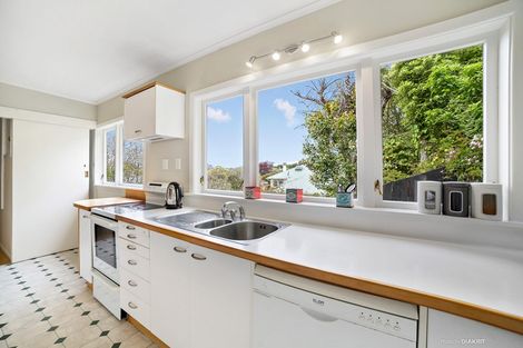 Photo of property in Karori Normal School, 2 Donald Crescent, Karori, Wellington, 6012