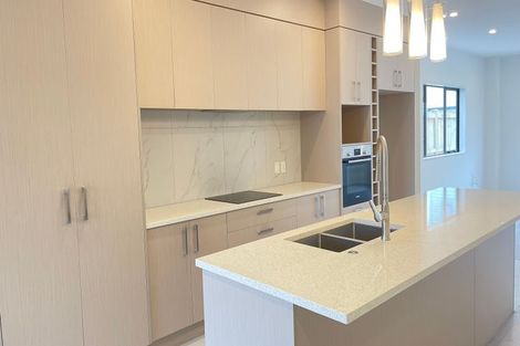 Photo of property in 11 Faithful Drive, Karaka, Papakura, 2113