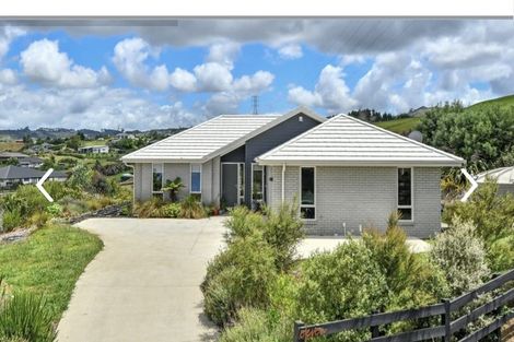 Photo of property in 11 Peet Row, Pokeno, 2471